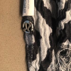 Lululemon large scarf/wrap